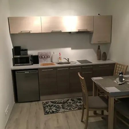 Julia Διαμέρισμα *